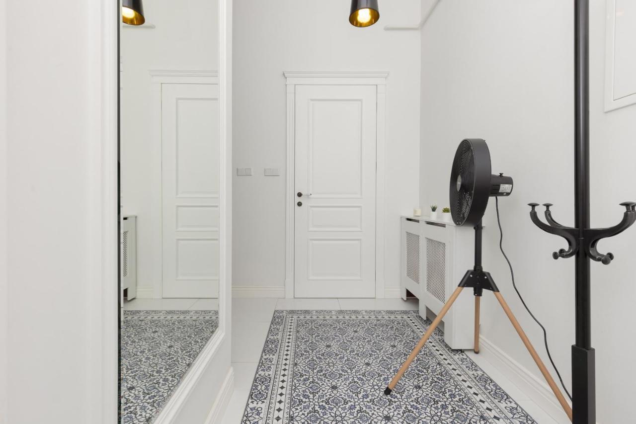 Apartment Strzelecka Old Town Cracow By Renters Prestige Cracovie Extérieur photo