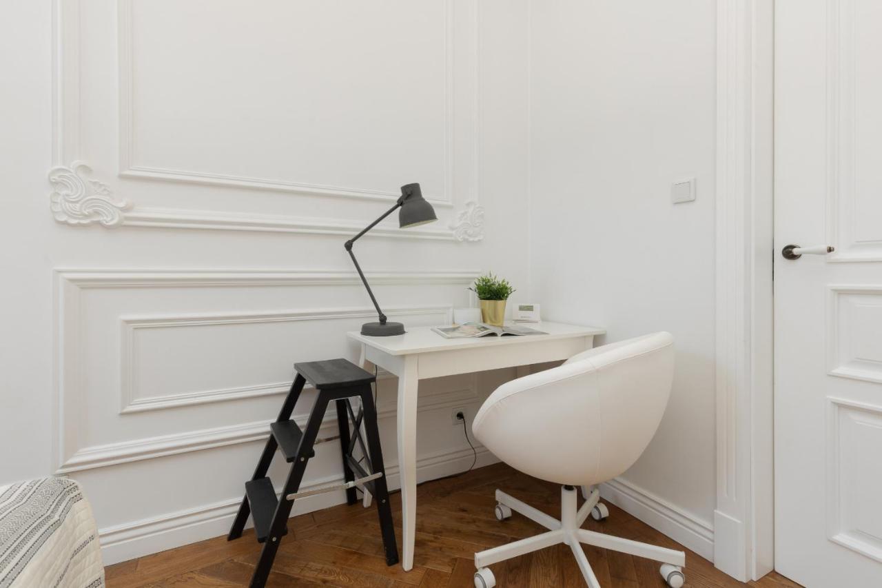 Apartment Strzelecka Old Town Cracow By Renters Prestige Cracovie Extérieur photo